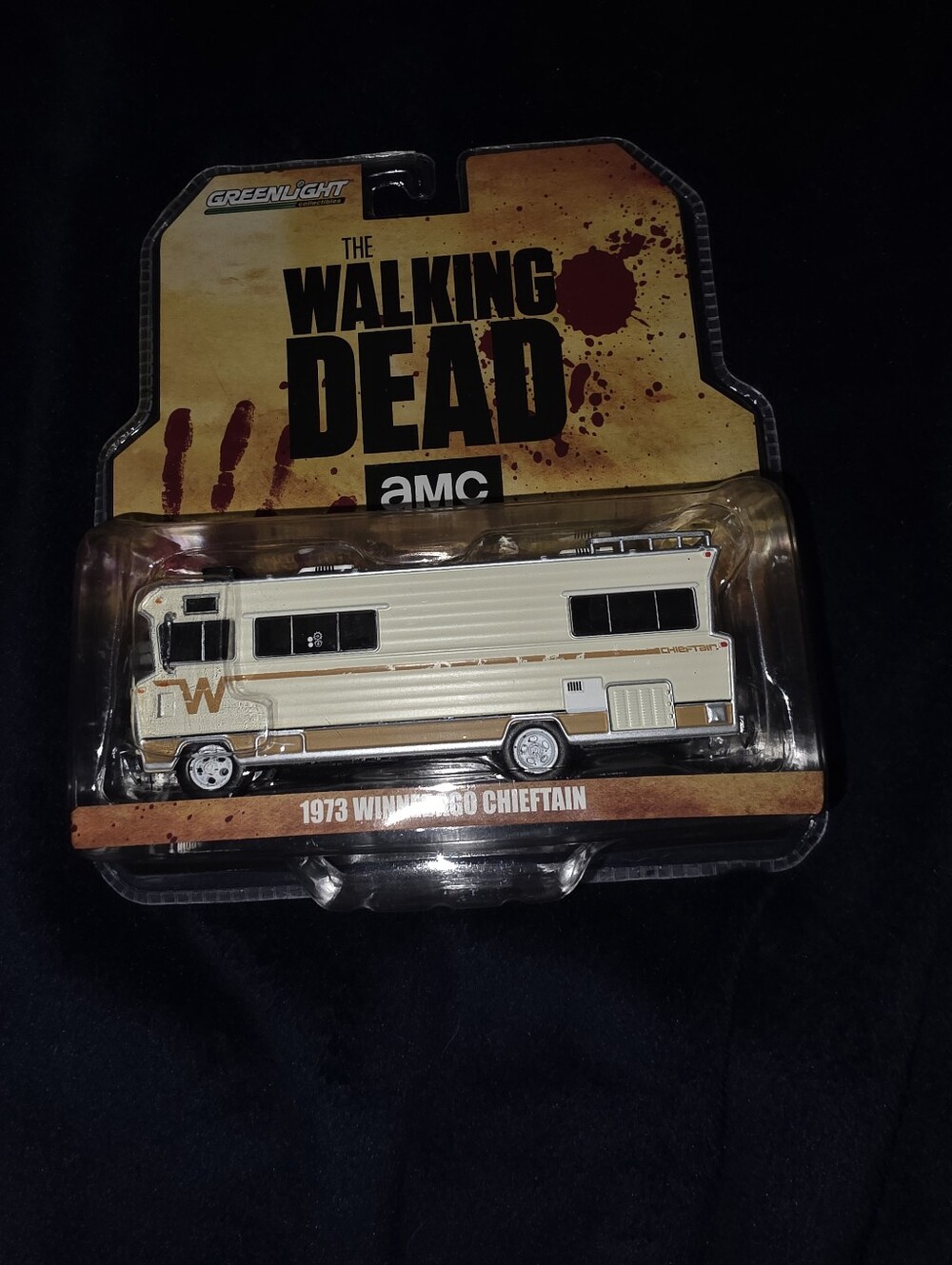 The Walking Dead 1973 Winnebago Chieftain Die-Cast RV - Cream